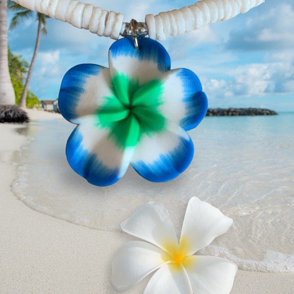 Plumeria Puka Shell Beach Necklace - Picture 2 of 4